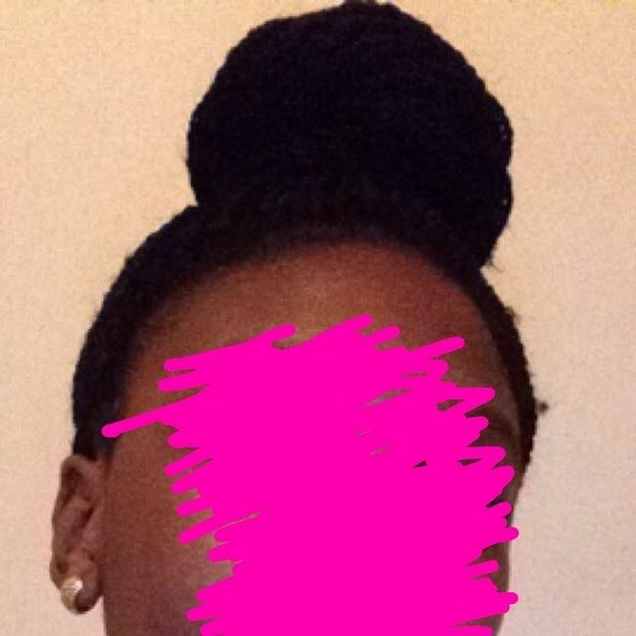 Meet your Posher, Gigi - Picture 1 of 1